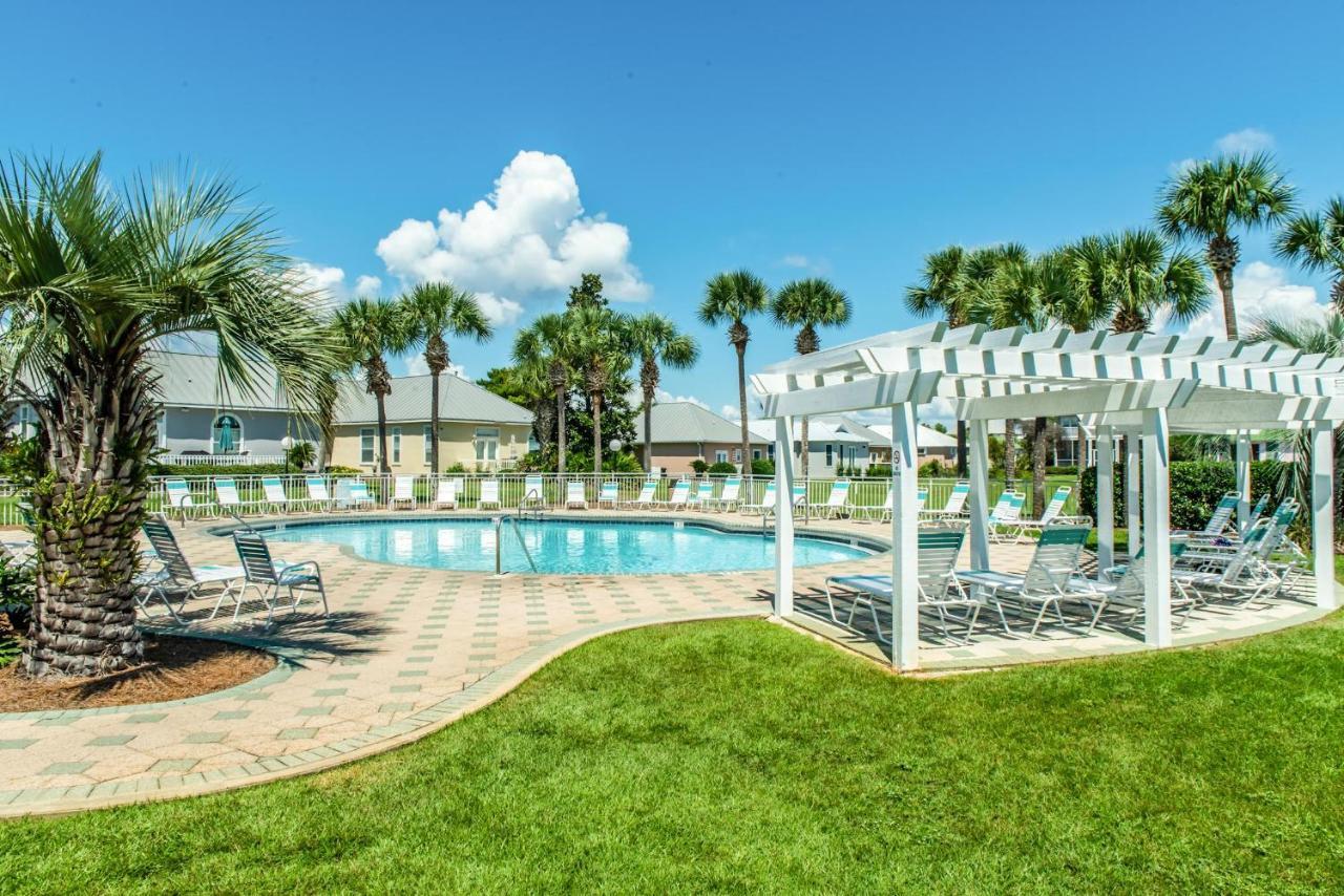 Sun Kiss'D By The Captain Destin Exterior foto